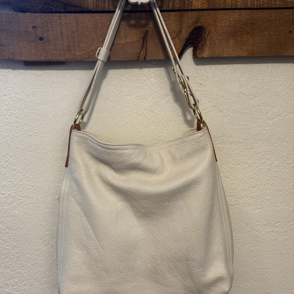 Valentina Lux Italy White Crème  Pebble Leather Shoulder Bag Crossbody 👜